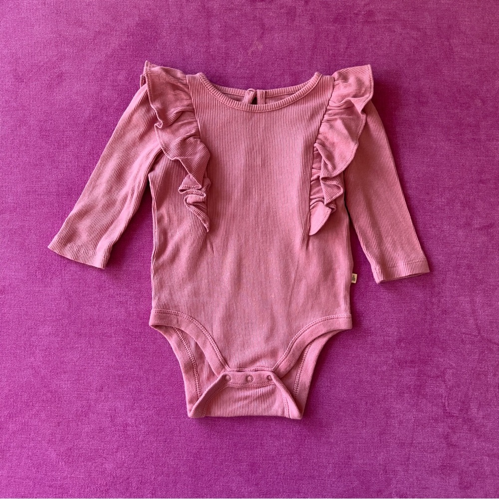 GAP Rip Knit Ruffle Long Sleeve Bodysuit